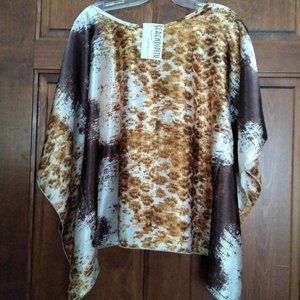 No 1 Funwear Factory Poncho Top Size M